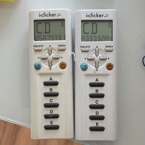 iClicker 2 White and Gray Remote Set